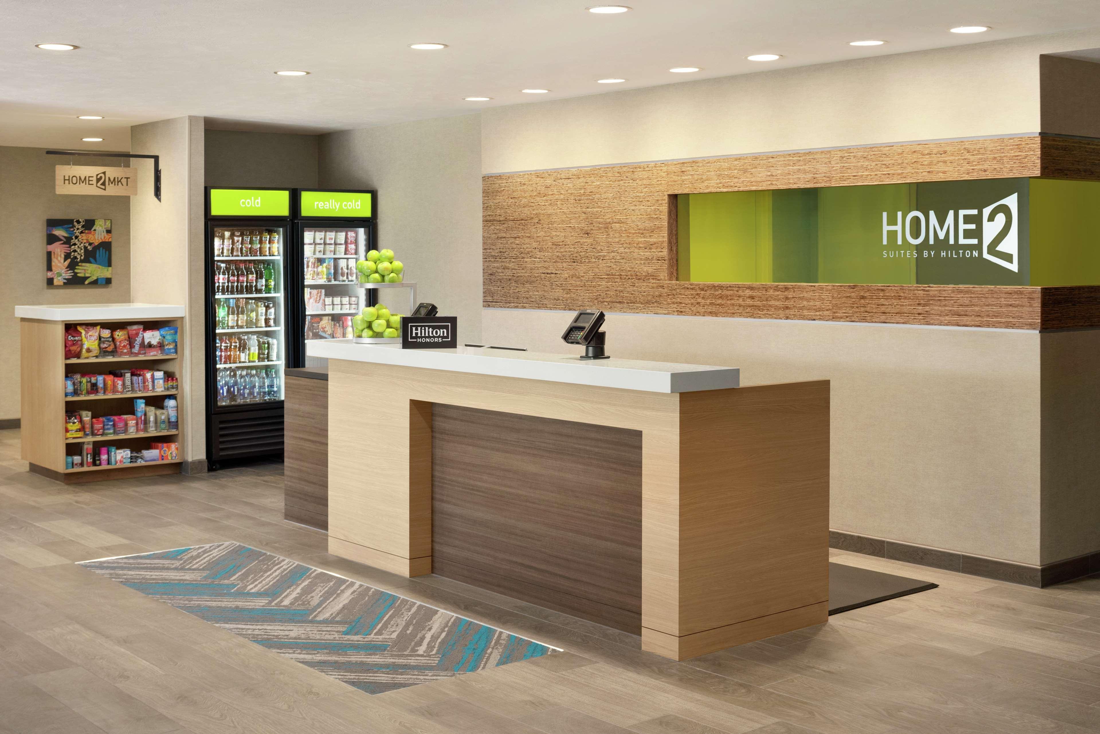 Home2 Suites By Hilton Bismarck Extérieur photo