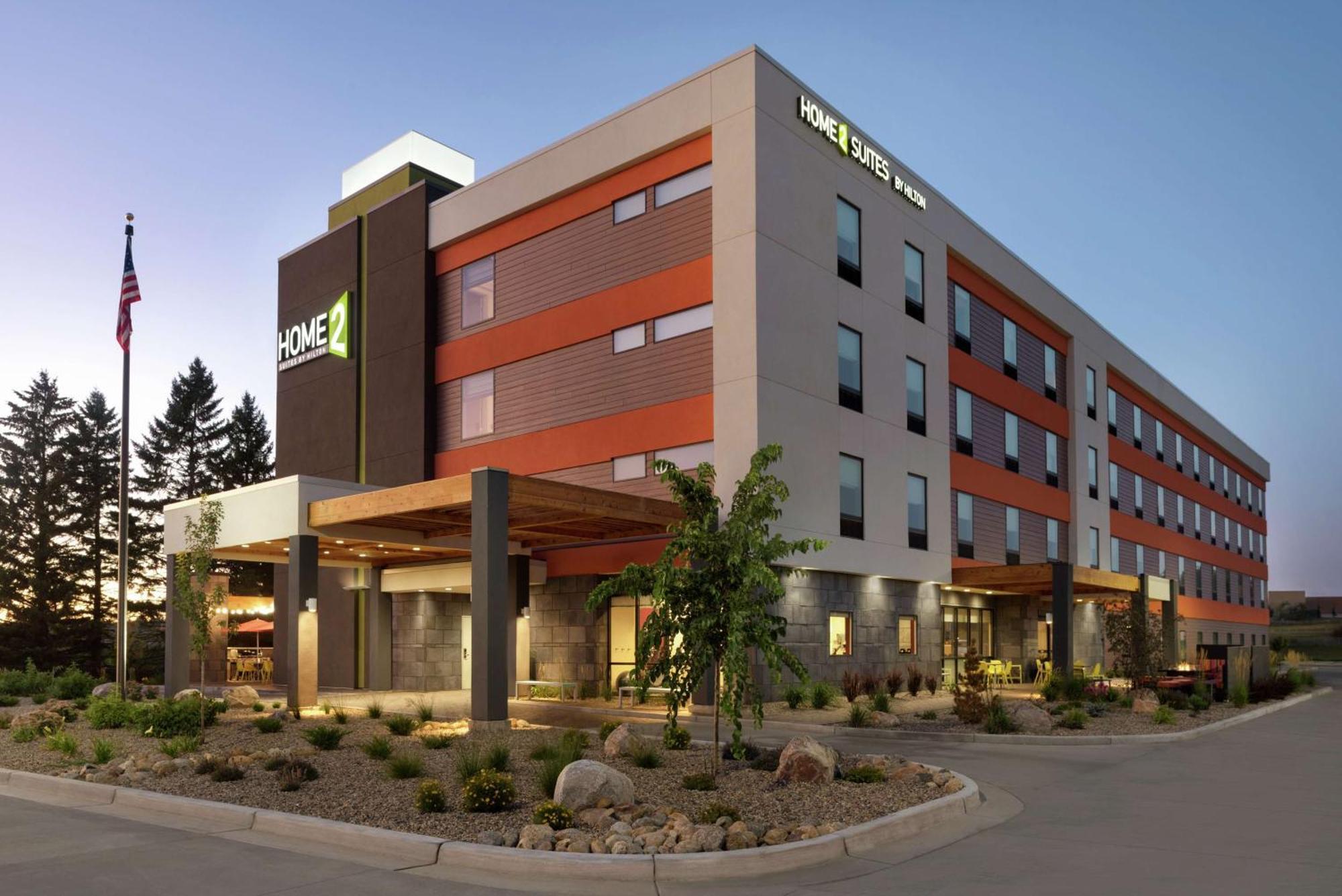 Home2 Suites By Hilton Bismarck Extérieur photo