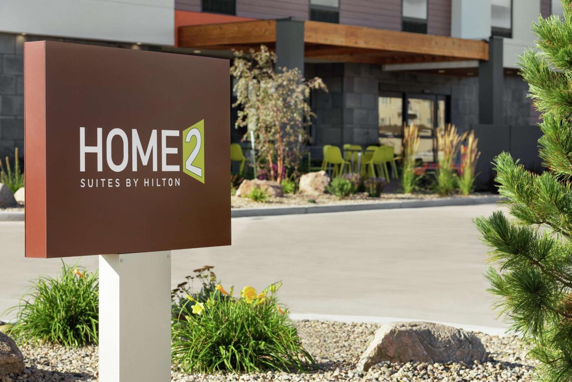 Home2 Suites By Hilton Bismarck Extérieur photo